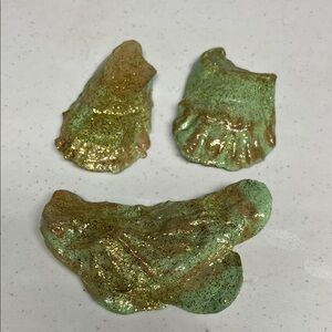 Hand Painted Green and Gold Decorative Shells